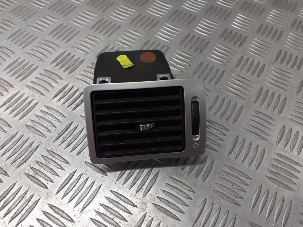 фото №1, Решётка правая обдув peugeot 307 9634498977