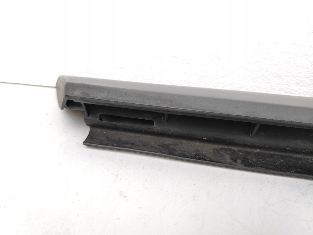 фото №11, Vw passat b8 alltrack молдинг дверь правый задняя 3g0854902c