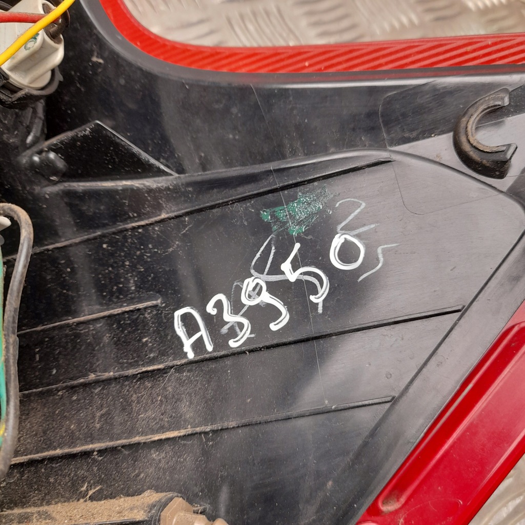 фото №9, Лампы задние nissan note 2014 с левый 265553va0a