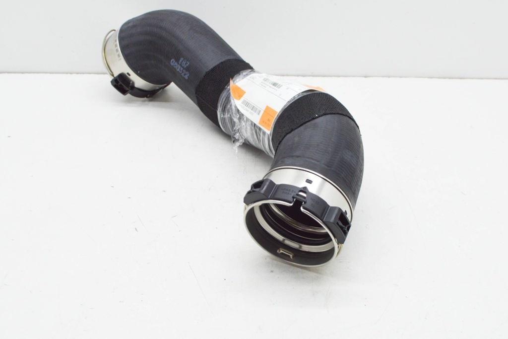 фото №7, Bmw 2 f45 225 бензин xdrive шланг повітря наддувний 13717637197