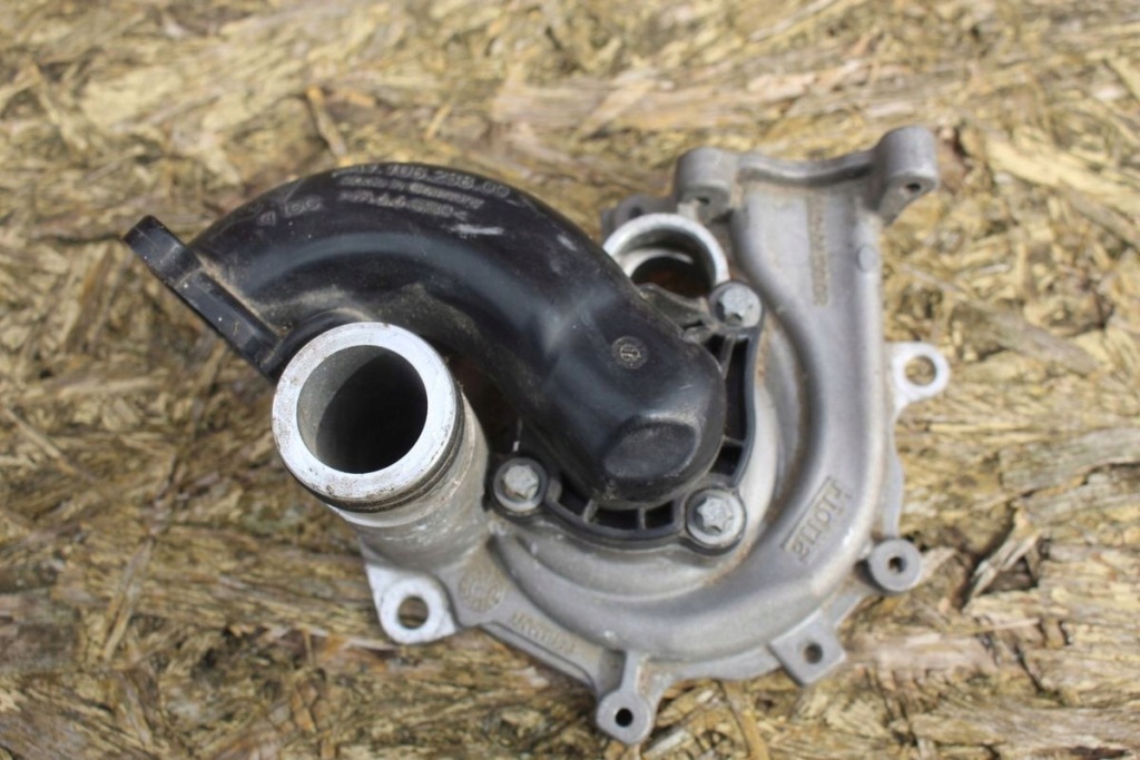 Купить Porsche 911 991 насос воды 9a210603973 трубка