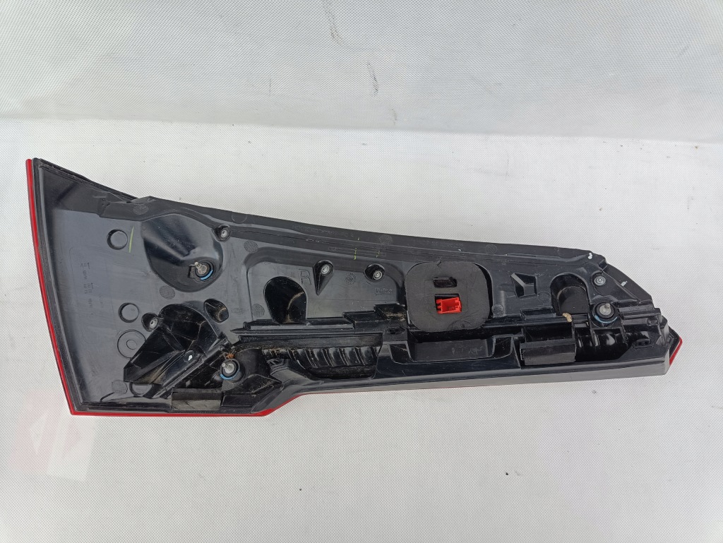 Audi q5 80a 17- фара правий задній led 80a945094b Зі Шроту