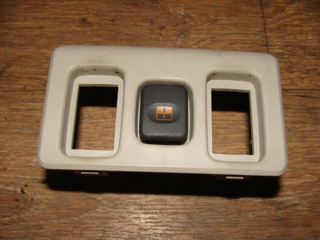 фото №1, Перемикач люк блокування land rover discovery 2 ii