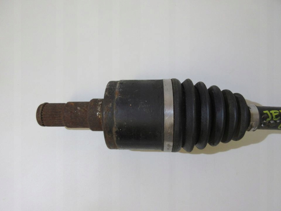 Привідний вал ліва jeep grand cherokee 3.0 d 06 рік Ціна