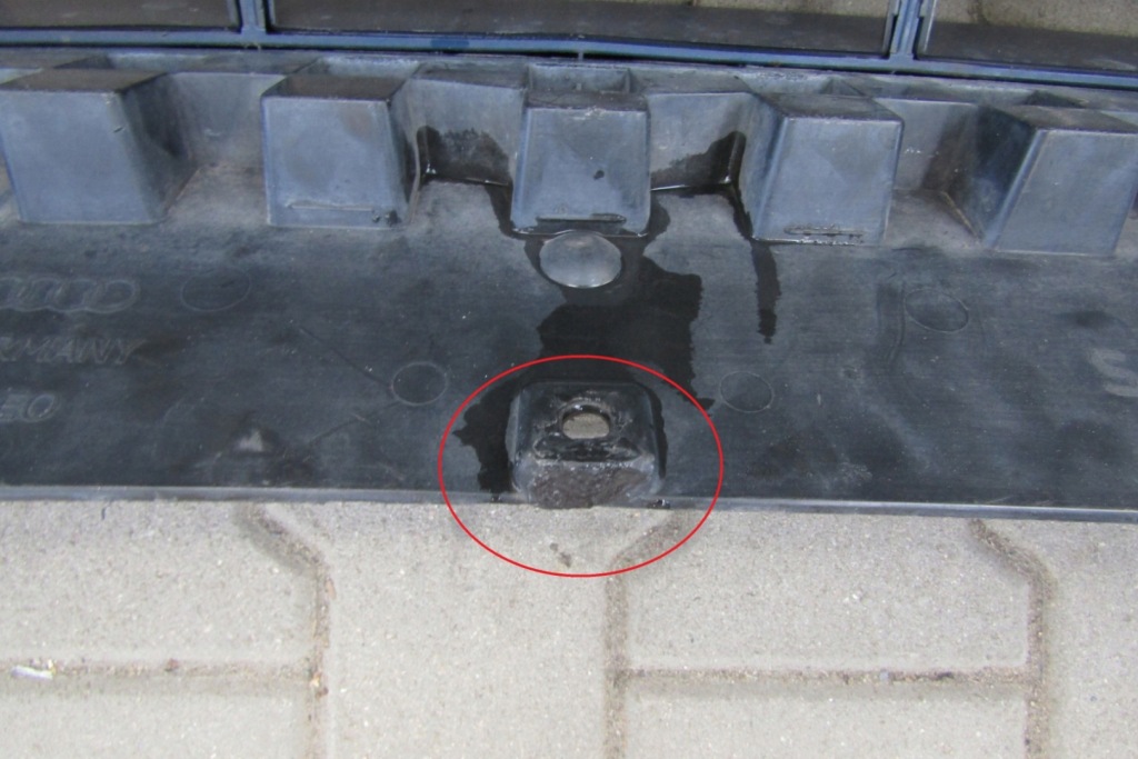 Бампер перед audi a3 s-line рестайлинг  8p0 08-12 Оригинал