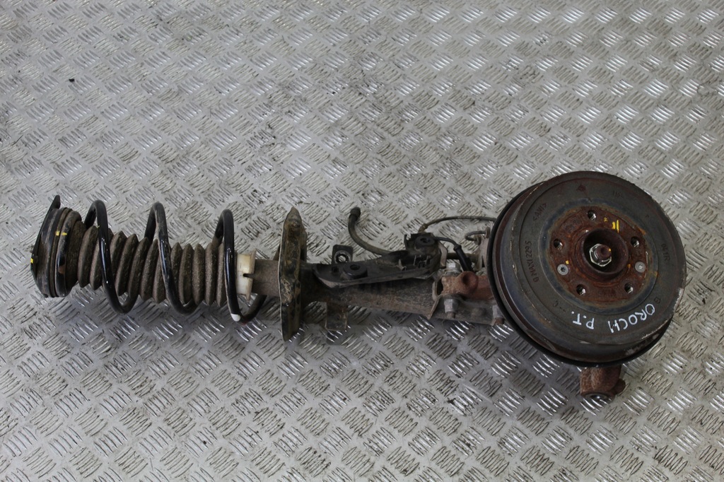 фото №1, Поворотний кулак амортизаторна стійка правий задня duster oroch