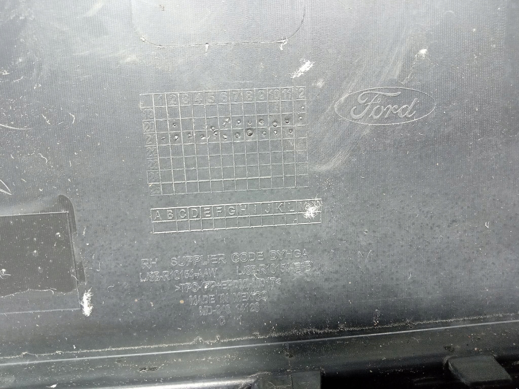 фото №12, Ford mustang mach-e накладка молдинг порог правая lj8br10154aaw