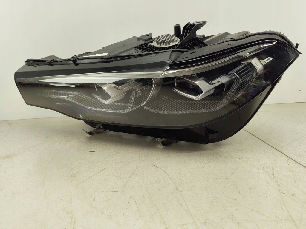 Купить Фара bmw x7 g07 9481799