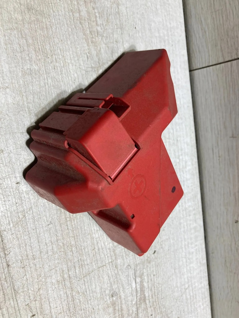 фото №1, Renault clio v 2019 корпус клеми plus