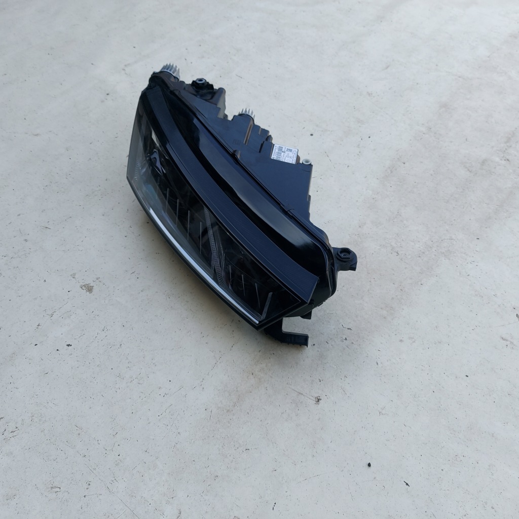 фото №3, Лампа передняя правая full led skoda octavia iv 4