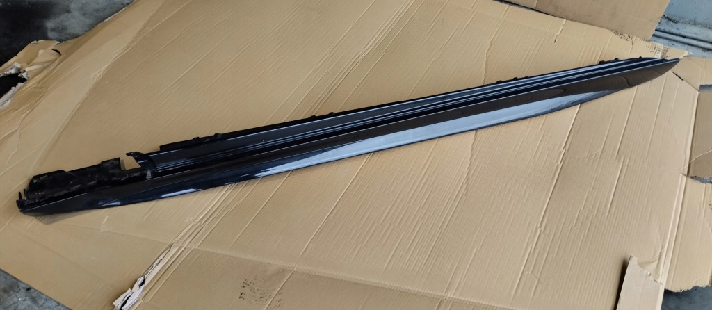 фото №1, Порог молдинг порог левая amg mercedes c klasa w206 kombi a2066902902
