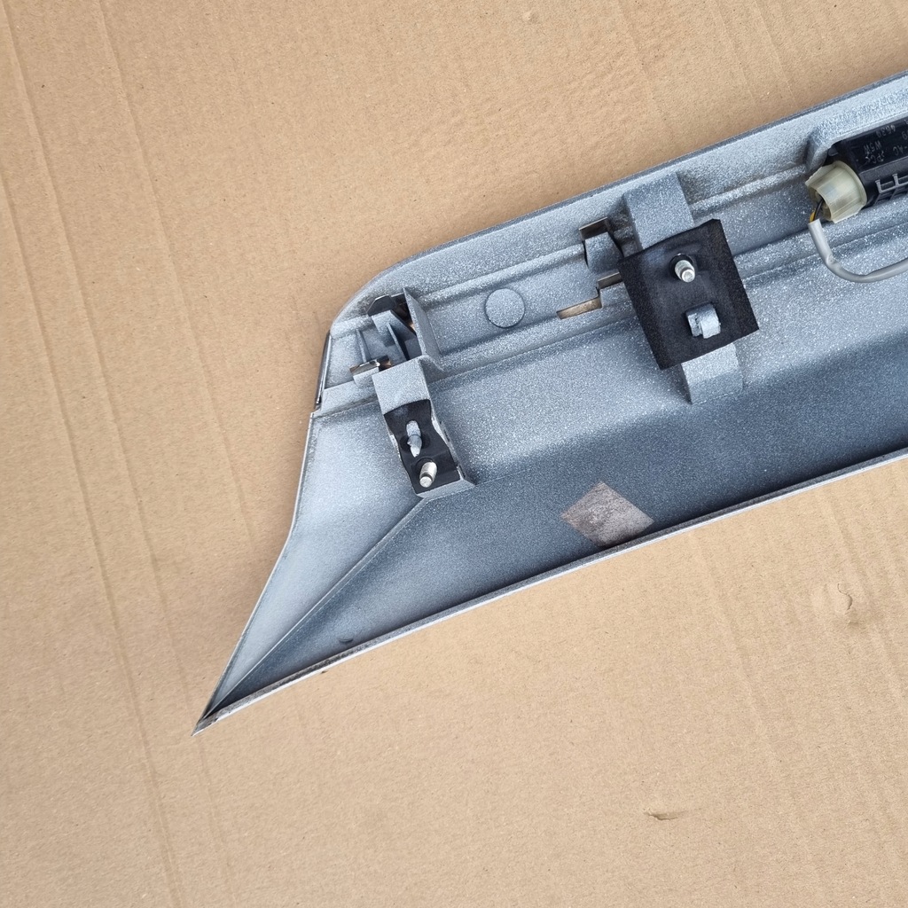 фото №6, Ford fiesta mk7 mk 7 накладка крышки задняя 8a61-a43404-ddw