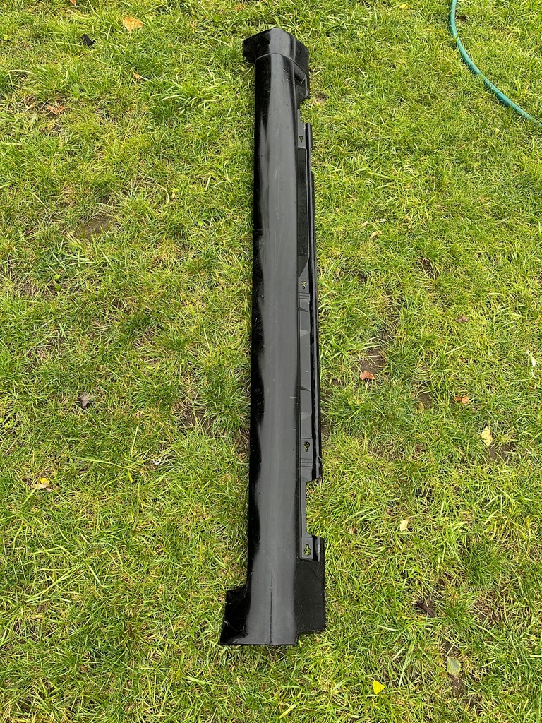 фото №1, Молдинг порог левая 30744481 volvo v50 s40 ii