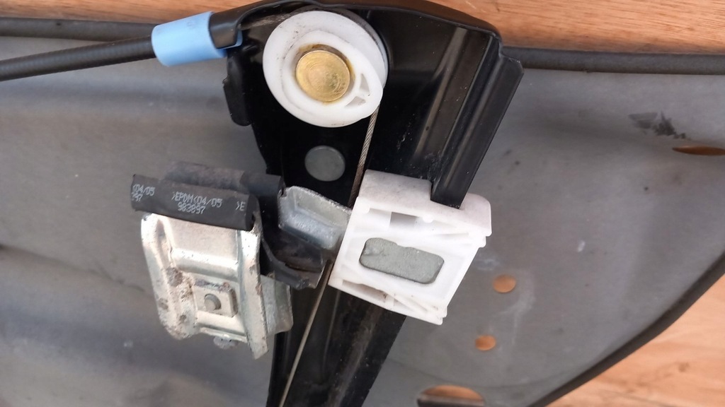 фото №4, Mercedes w169 5d механизм стекло перед левый