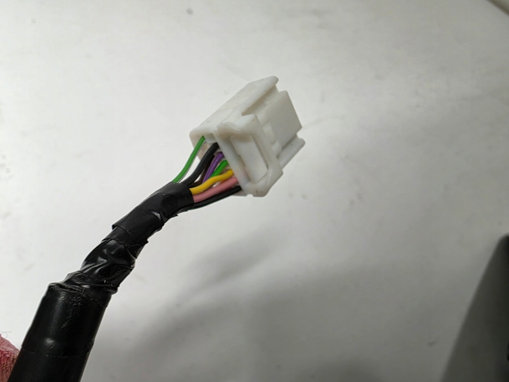 Купити Дзеркало ліва tesla model y 11 pin p1647719-00-c