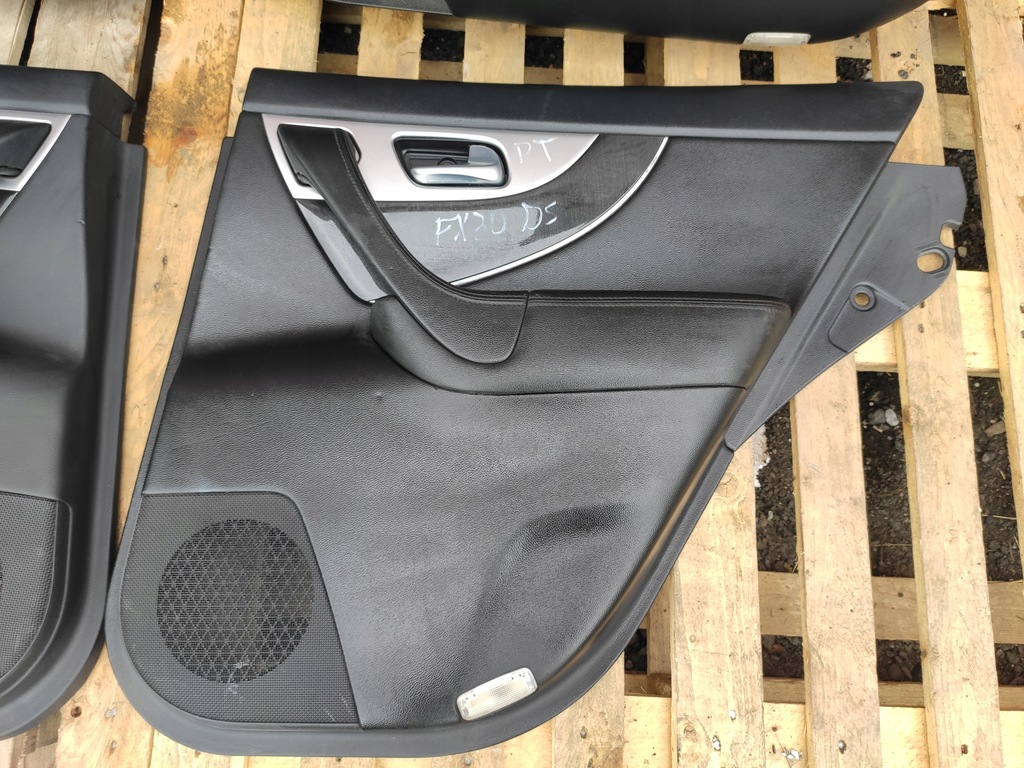 фото №13, Infiniti fx30d салон сидіння сидіння заднє сидіння обшивки комплект шкіра ładne