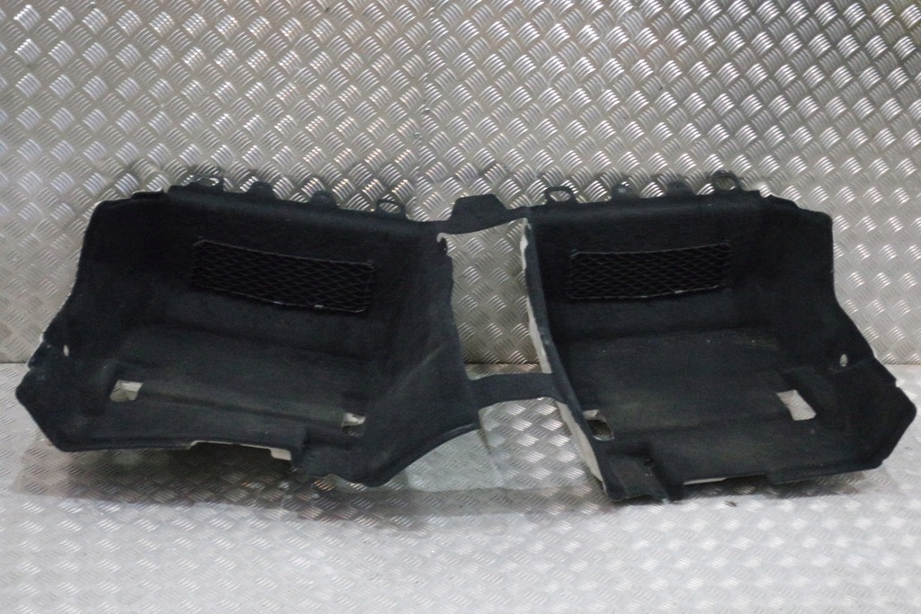 фото №1, Чёрный коврик задняя mercedes sl amg 232 r232 a2326805903