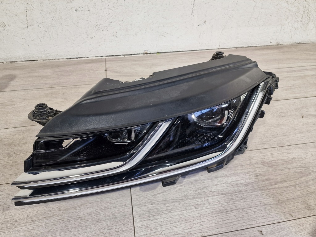 фото №2, Лампа фара full led 3g8941113 vw arteon