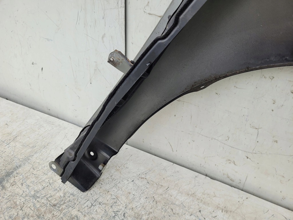 фото №11, Lexus ct 200h крила 010-022 лівий перед передній