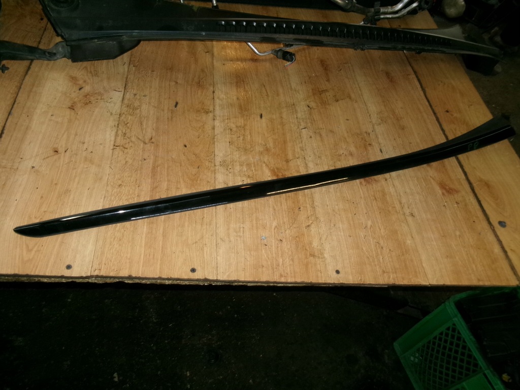 фото №1, Peugeot 3008 i молдинг стекло правая перед