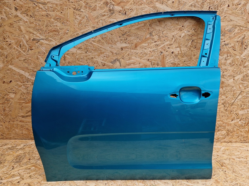 фото №1, Дверь левая перед citroen c3 iii ewjd