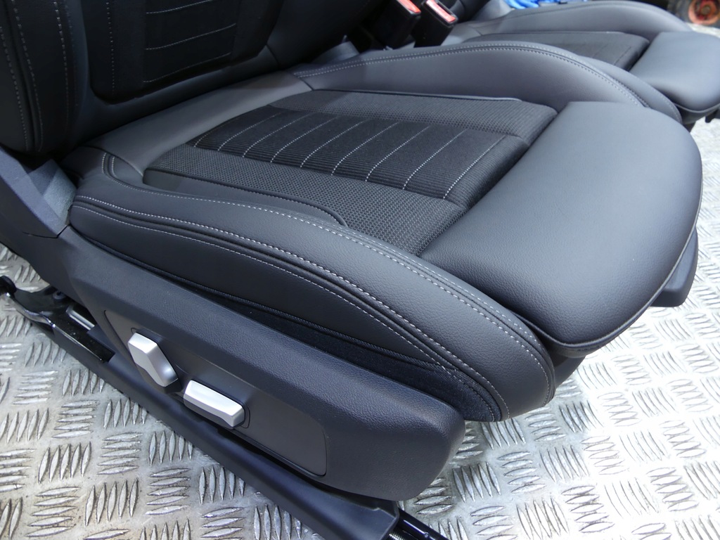 фото №9, Bmw 4 g26 sport обивка сиденья заднее сиденье обшивки туннель sensatec