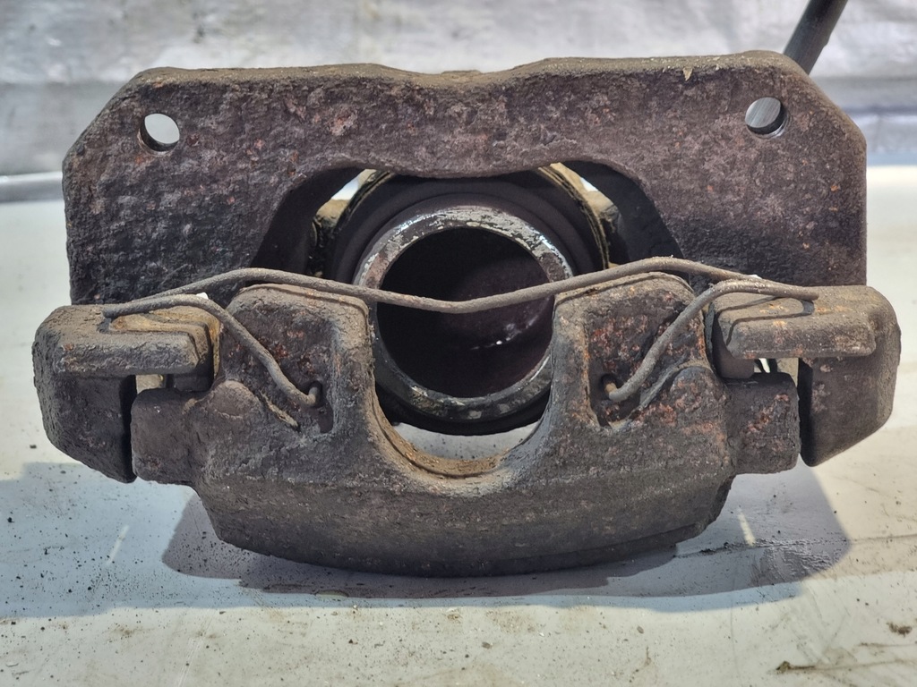 фото №11, Супорт гальмівний правий перед citroen c5 x7 iii 1.6 hdi 10r