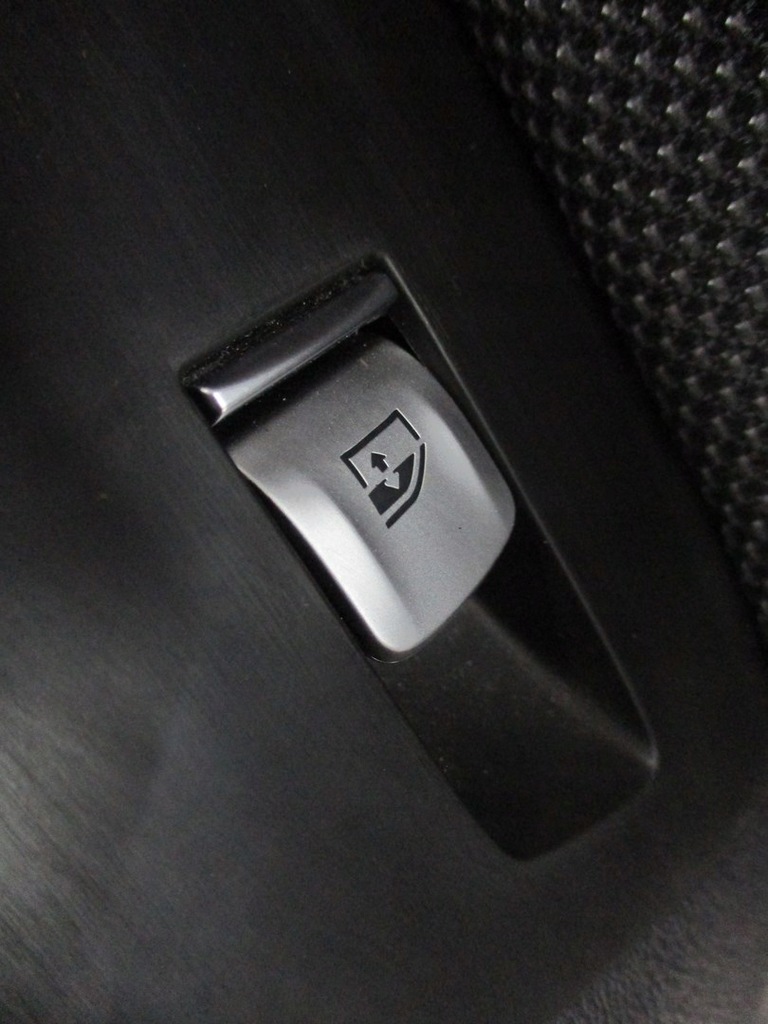 фото №8, Обивка обивка дверь bmw x3 g01 18r материал