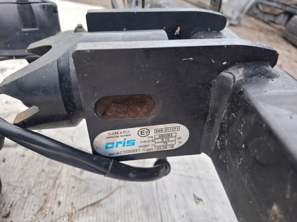 фото №8, Mercedes w203 hak буксировочный жгут oris 55r-011371