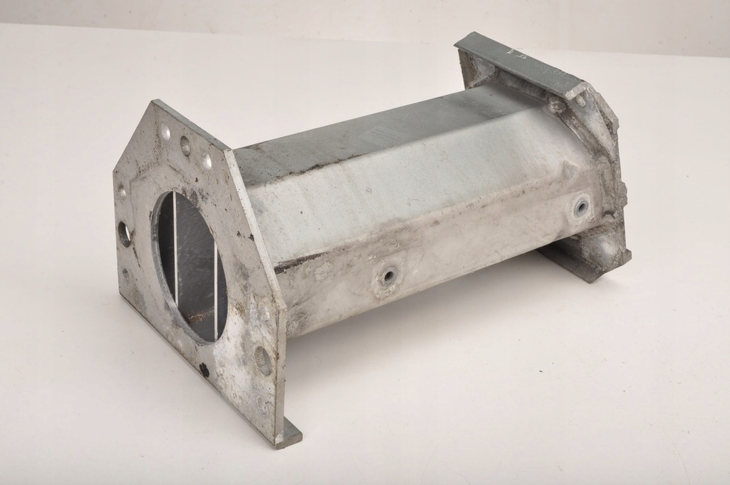 фото №1, Aston martin db9 6.0 кронштейн зона деформации