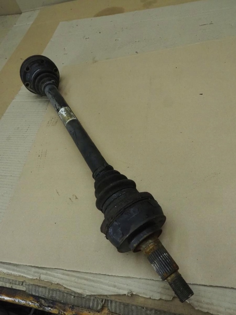 Привідний вал задня права porsche boxster s 987 98733202424 Київ