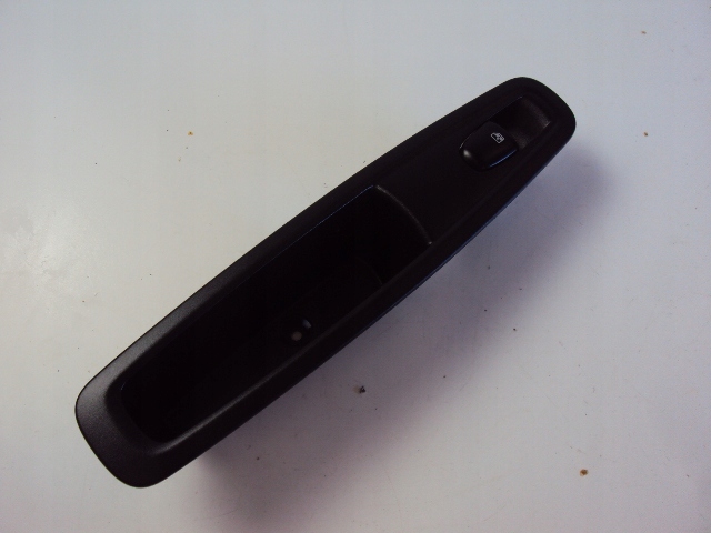 фото №1, Панель скло задня renault kadjar 17 r