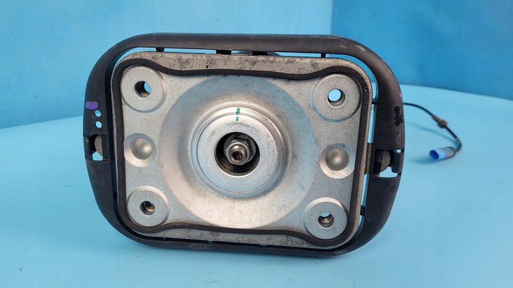 Bmw x6 iii g06 3.0 дизель 21r амортизатор правый задний  активный vdc 6896442 Киев