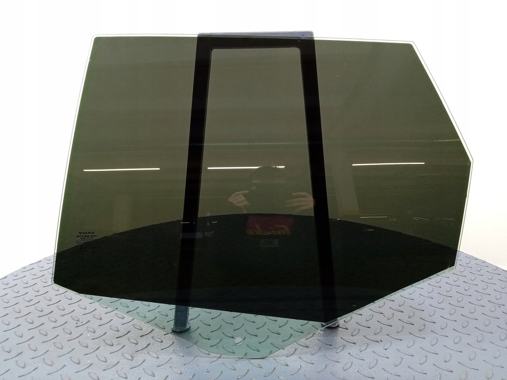фото №1, Volvo v90 ii 16- стекло дверь задняя левая 18r