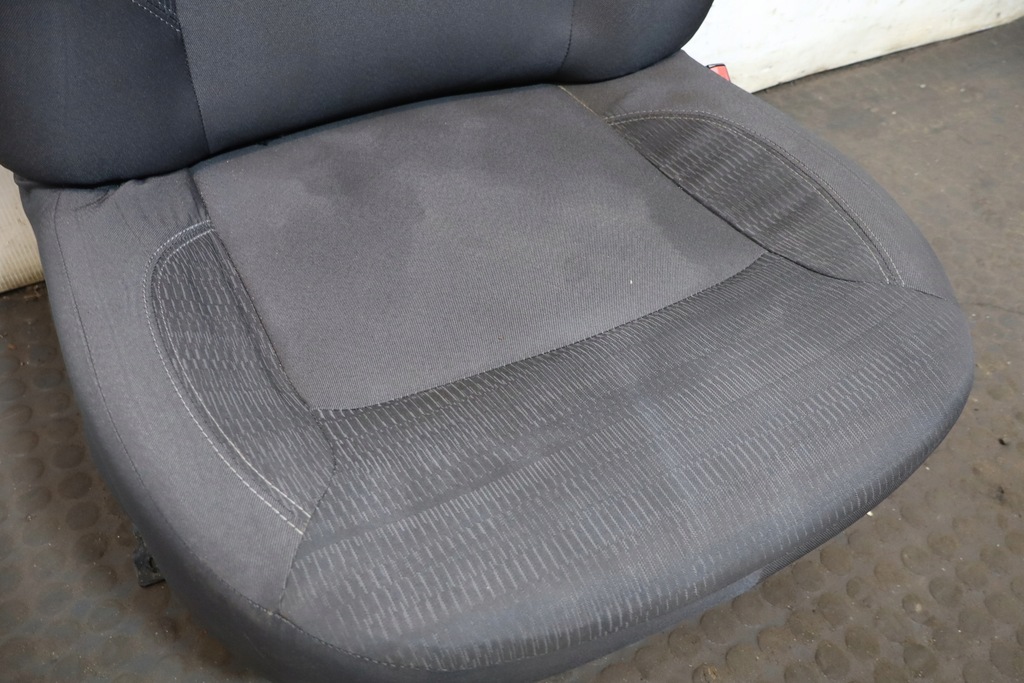 фото №10, Сидіння заднє сидіння комплект dacia lodgy