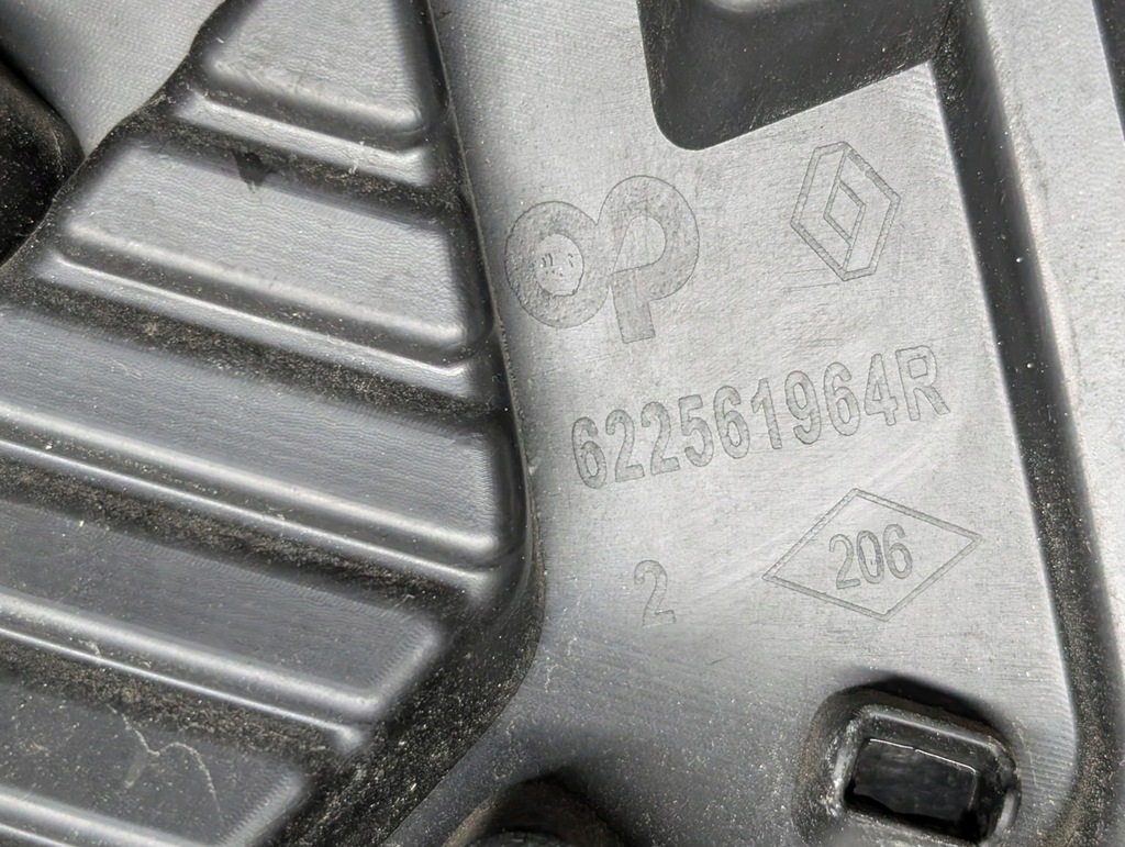 фото №10, Renault scenic iv решётка радиатора решётка радиатора 622561964r