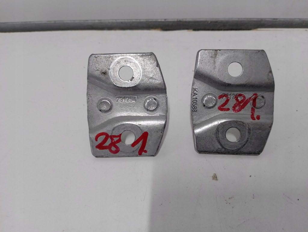 фото №2, Mini r60 countryman засов дверь перед