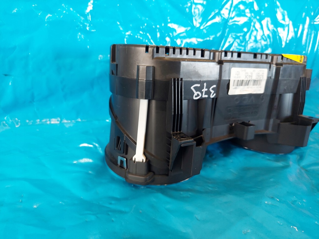 фото №11, Счетчик приборная панель skoda yeti 2.0 tdi 5l0920840k