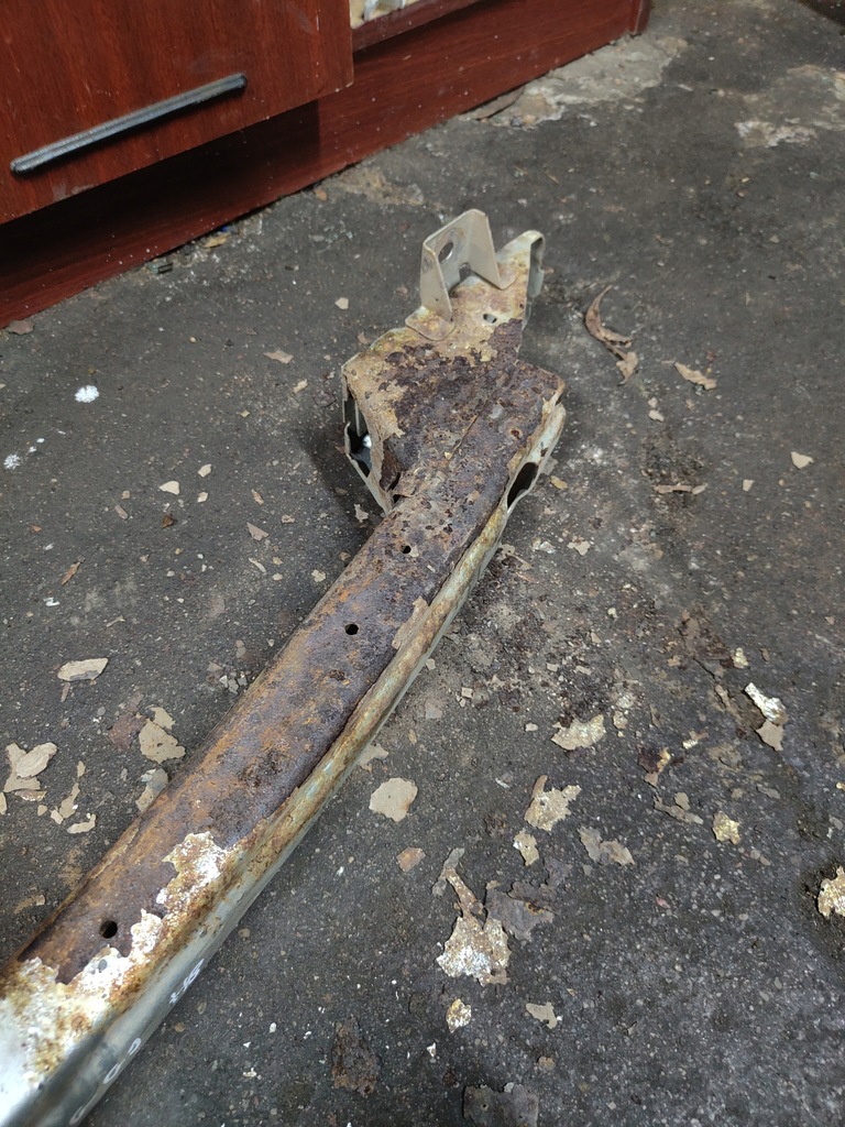 фото №5, Балка бампера задняя задняя mazda 6 gg hb