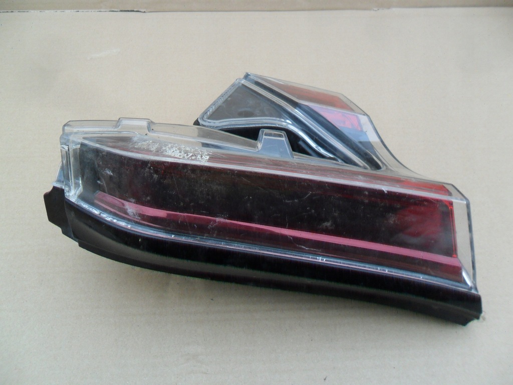 фото №7, Toyota chr 16- лампа левая led крышка багажника 81590-f4020 00