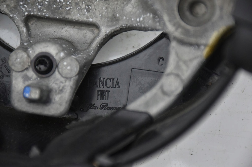 фото №5, Повітропровід багатофункціональний fiat 500l пелюстки перемикання