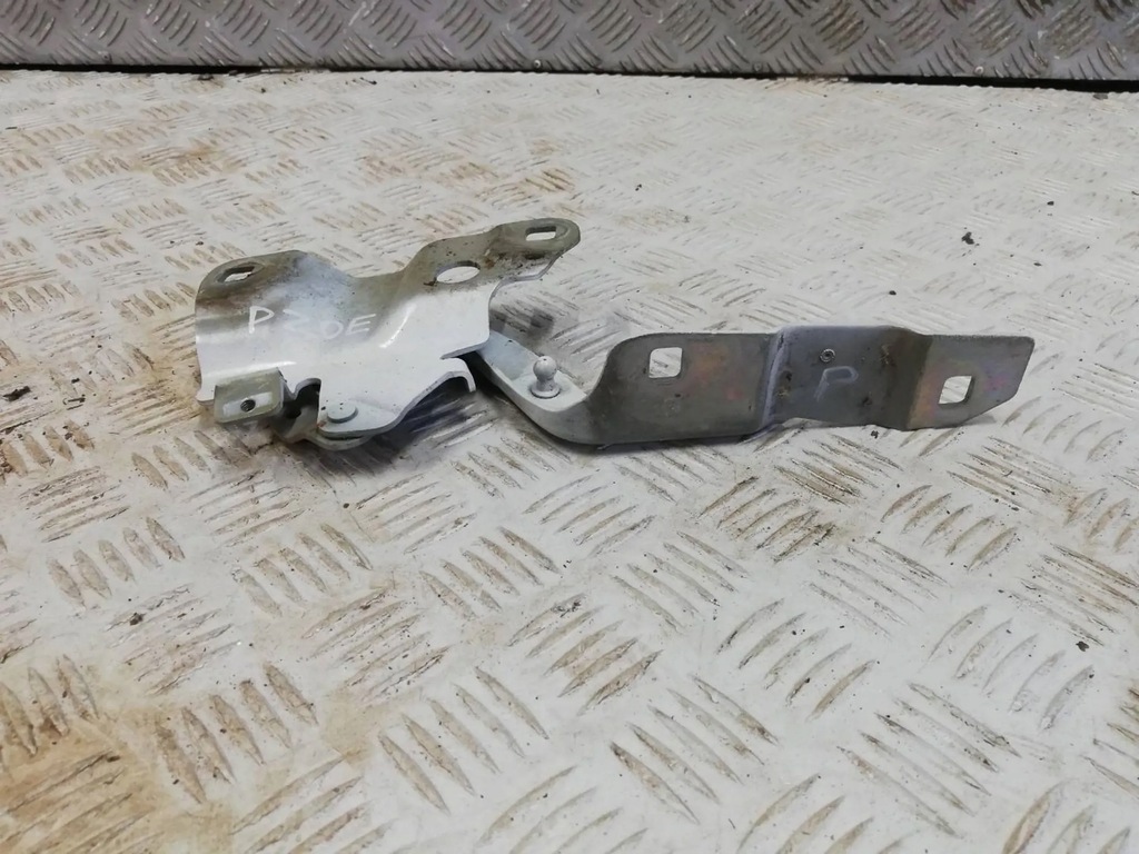 фото №3, Петля капот правий renault zoe