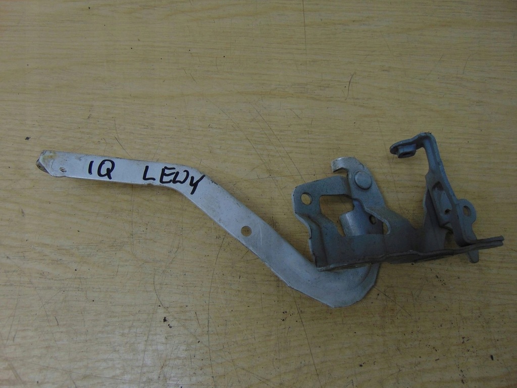 фото №1, Петля капот левый toyota iq 1 белый перламутр