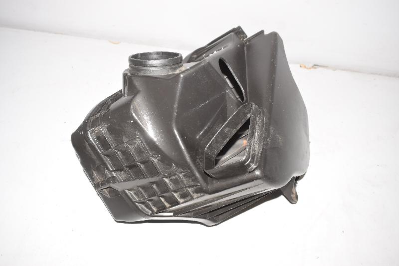 фото №7, Корпус фильтра воздуха bmw 3 touring e91 7536594 2005