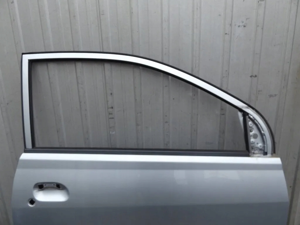 Cuore vi 3d дверь правый перед Доставка