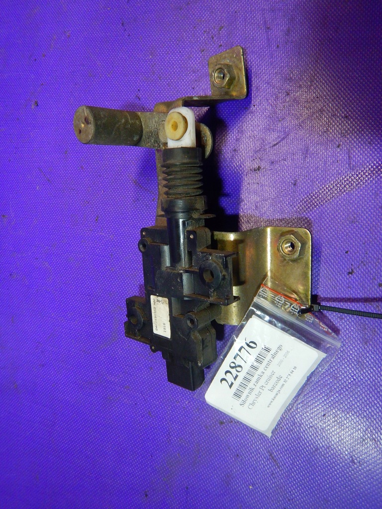 фото №1, Chrysler pt cruiser привод замка правый задняя 2 pin