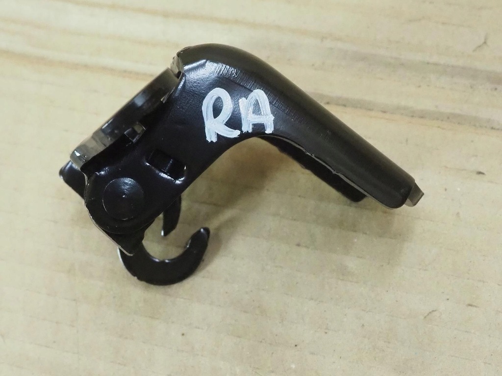 фото №10, Петля дверь правый перед верхний renault captur ii новый