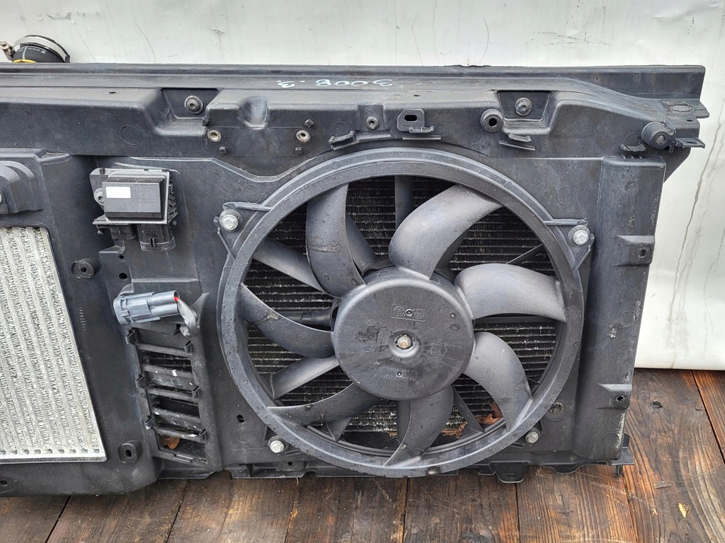 фото №8, Радиатор peugeot 3008 i 2016r 1.6 hdi ktpd