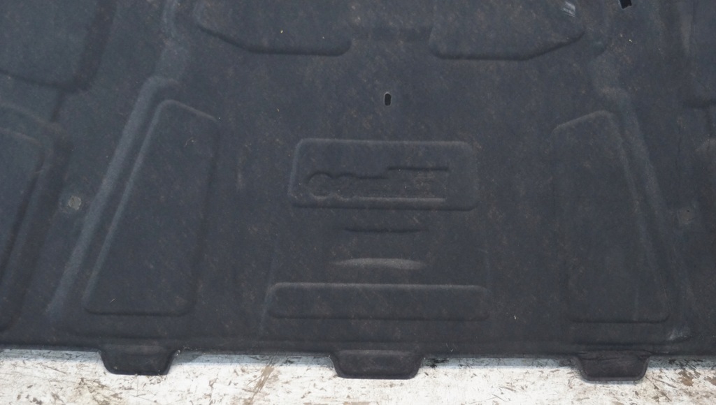 фото №6, Шумоизоляция капот + клипсы audi a4 b8