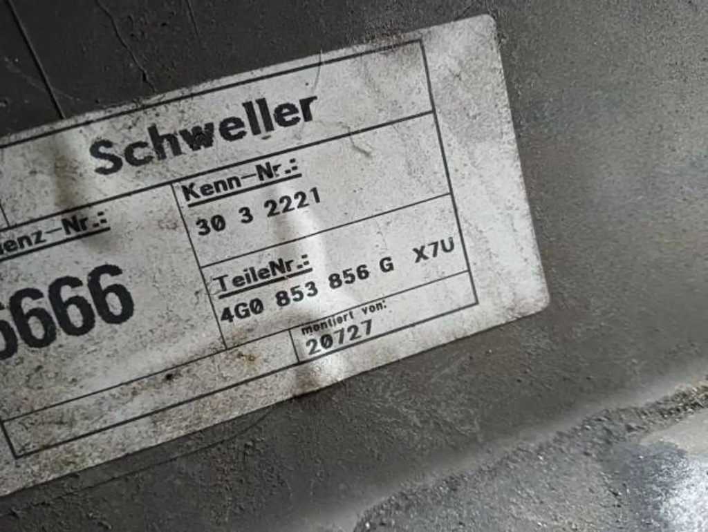 фото №10, Audi a6 c7 молдинг накладка порог правая 4g0853860